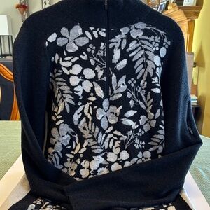 Title Nine Size Large NWOT